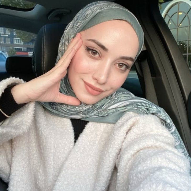 Çiğli Başarıyı Elde Etmiş Kadın Escort Bayan Kayra